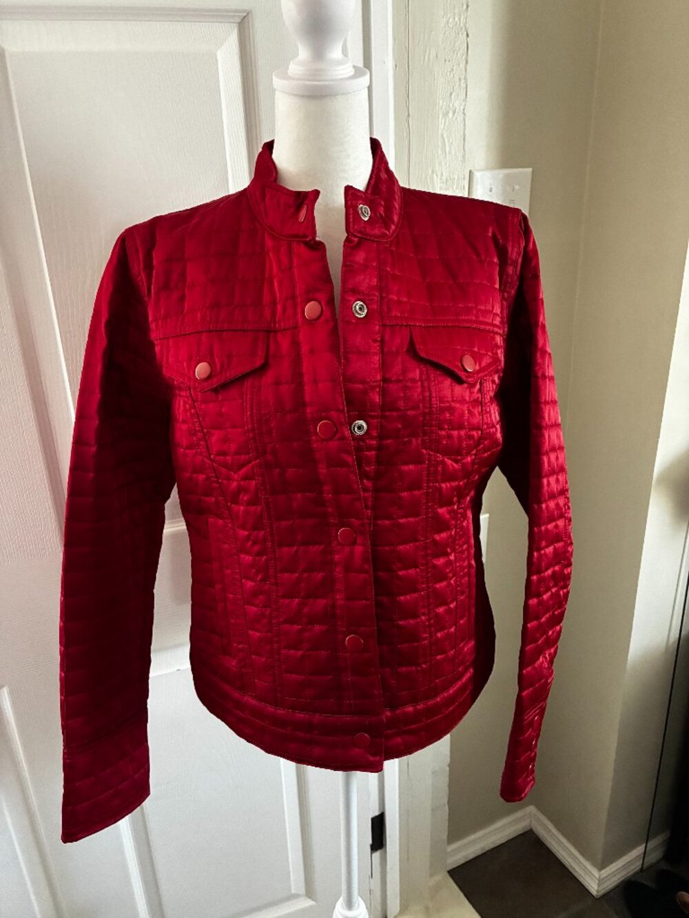 Red GAP quilted jacket - size Medium